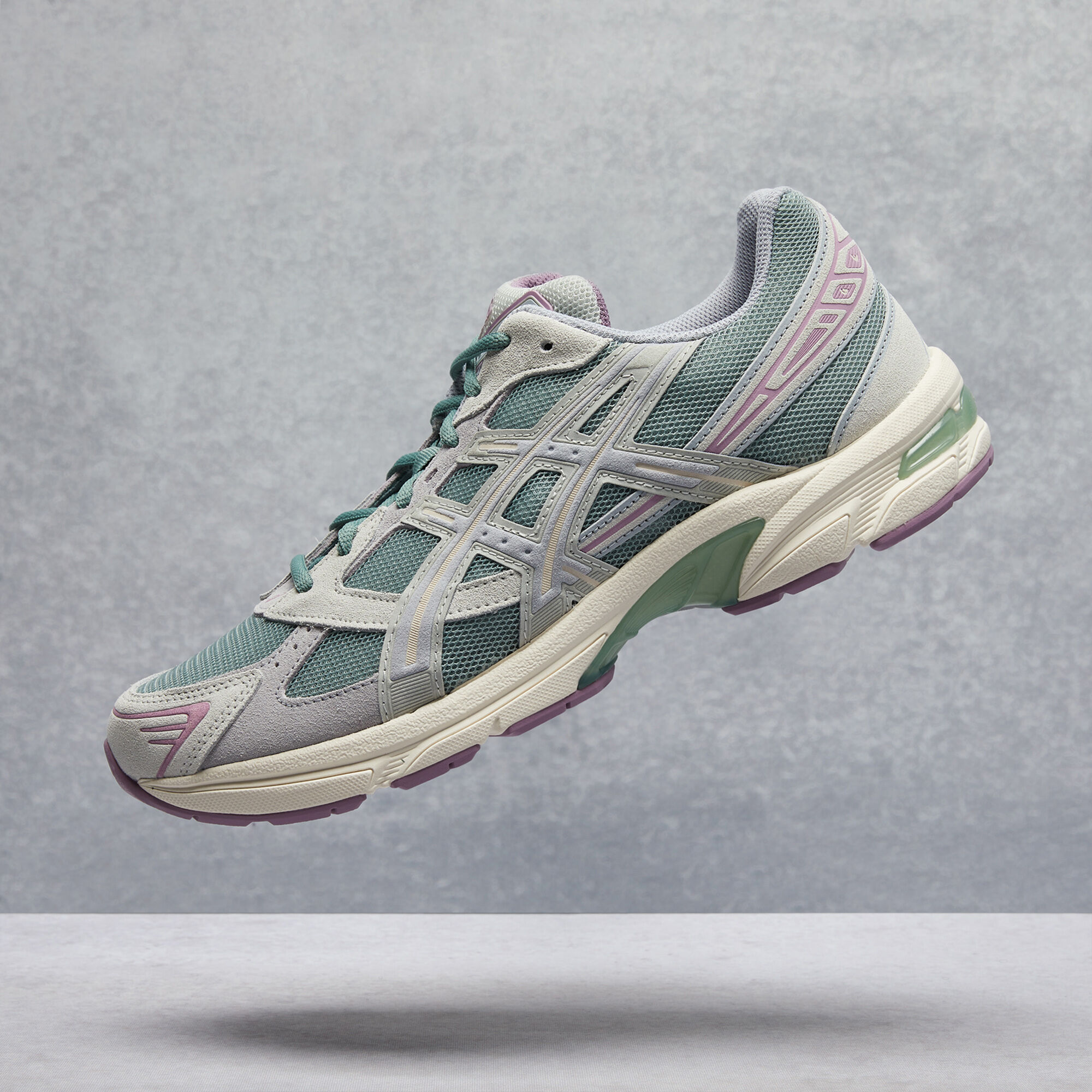 Asics cheap aztec feminino