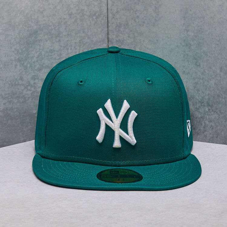 New York Yankees League Essential 59FIFTY Cap image number 0