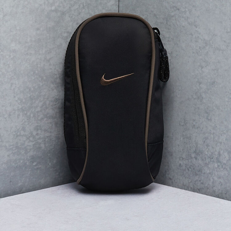 Sportswear Essentials Crossbody Bag (1L) image number 0