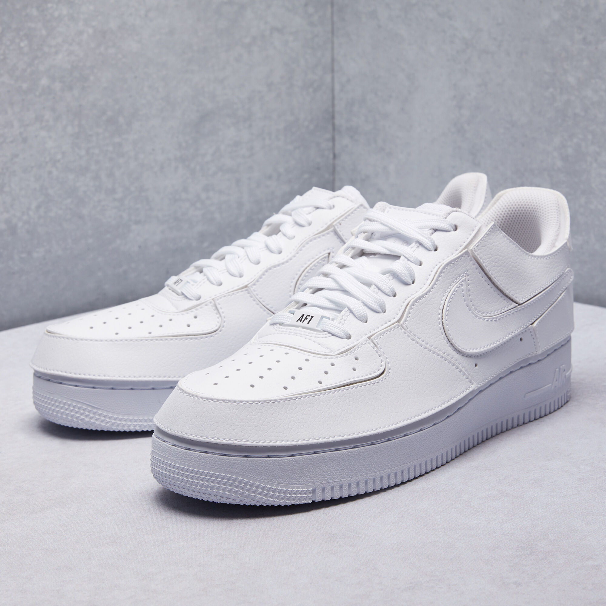 Air force 1 sale ultraforce low triple white