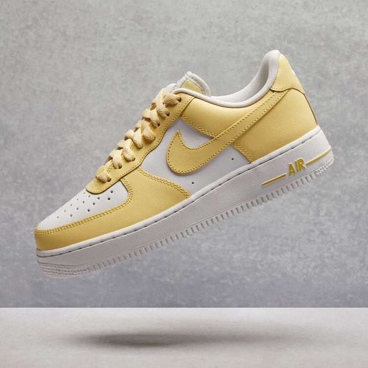 Air Force 1 '07 Shoes image number 0