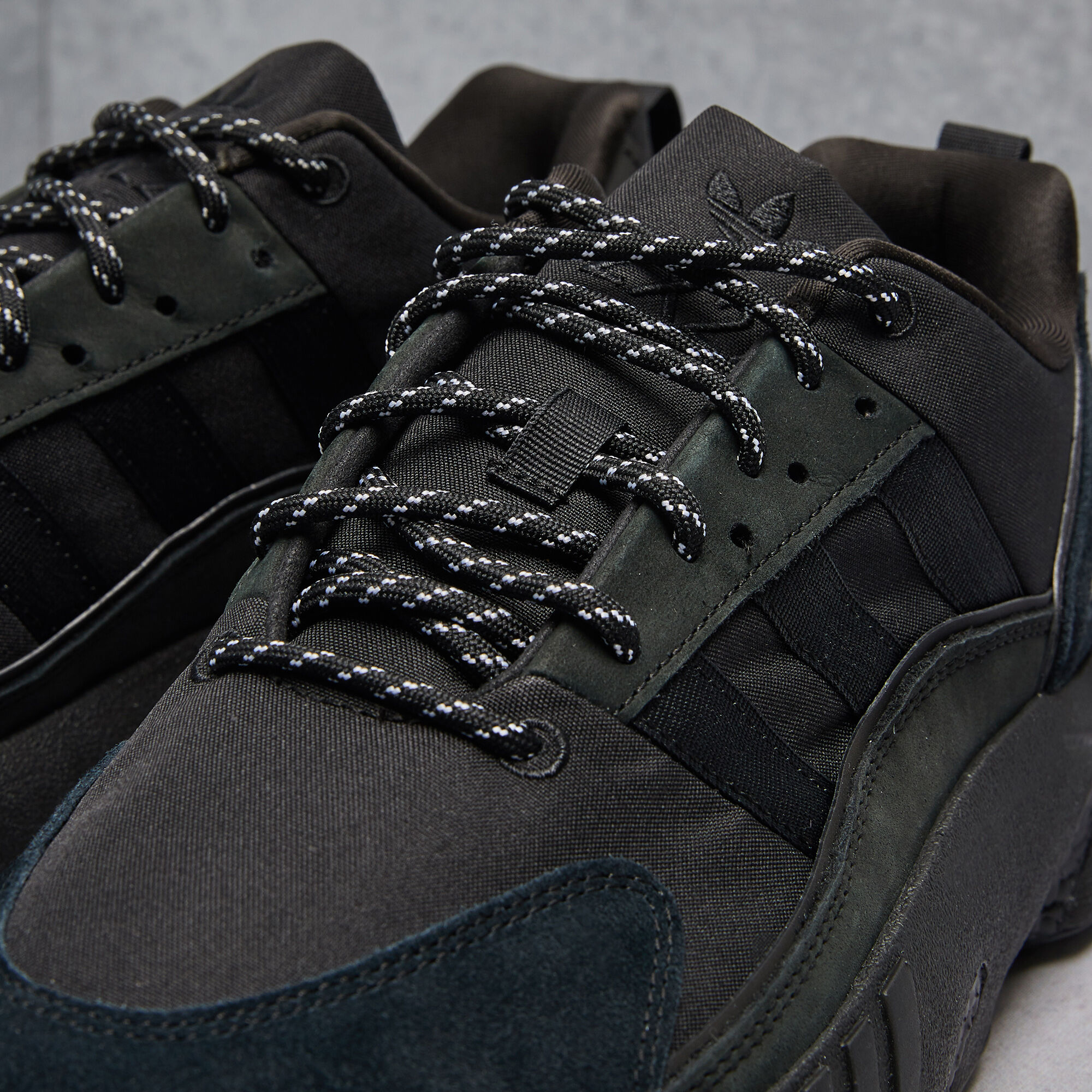 Buy adidas Originals ZX 22 BOOST Shoes Black in UAE | Dropkick