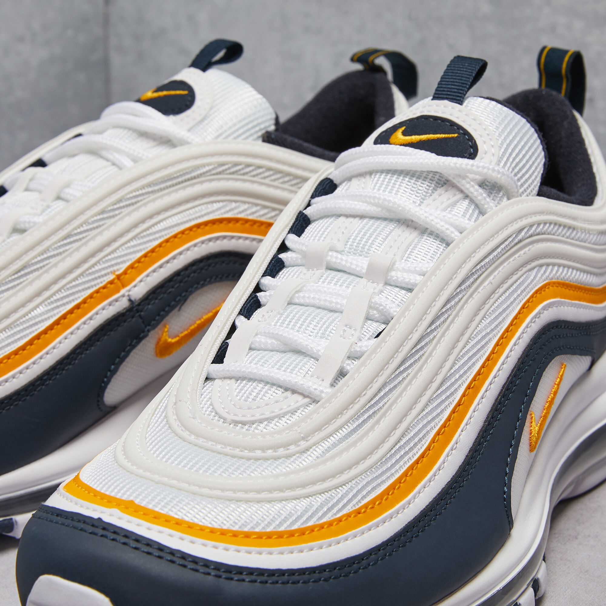 White and orange nike air cheap max 97