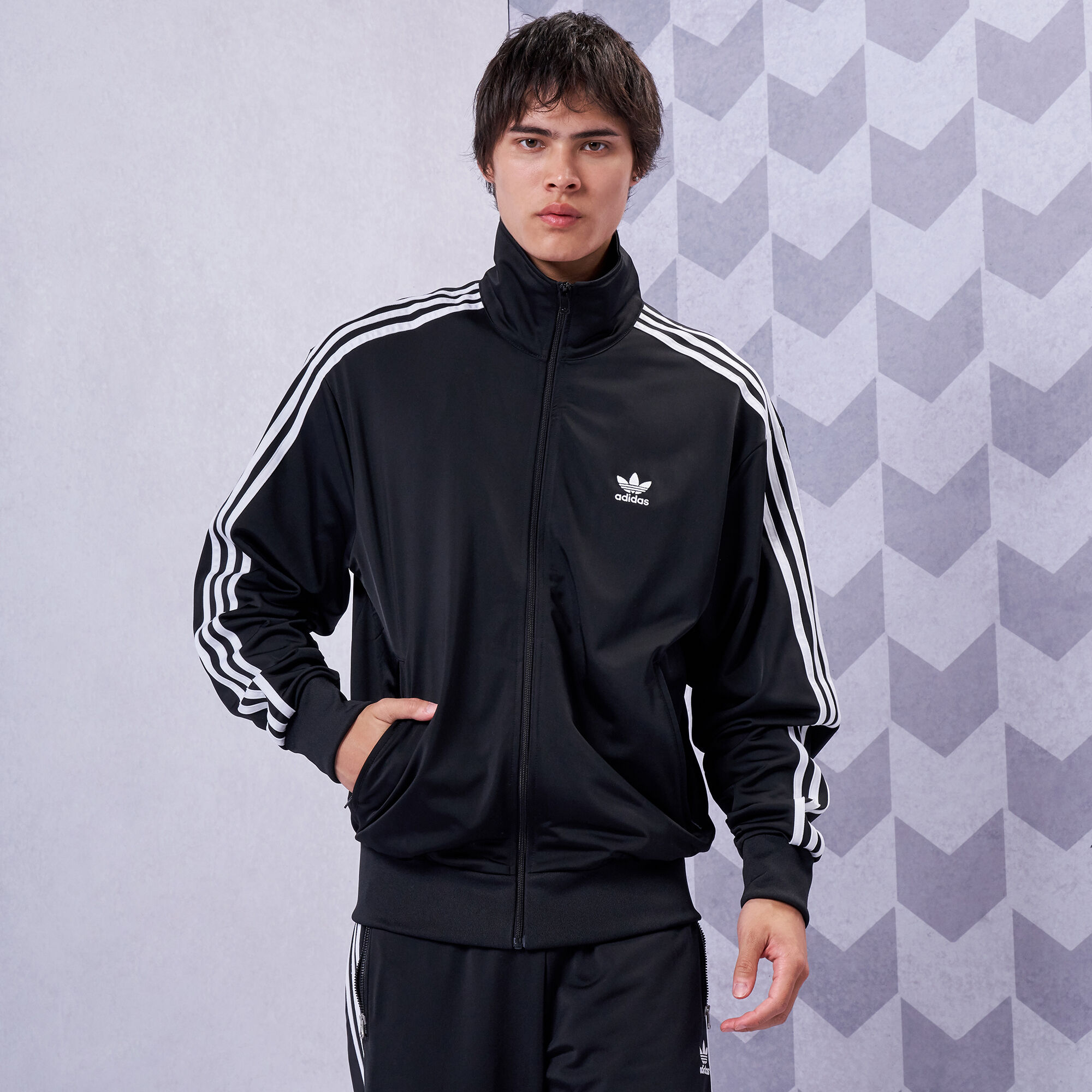 Adidas originals discount woven jacket xxl