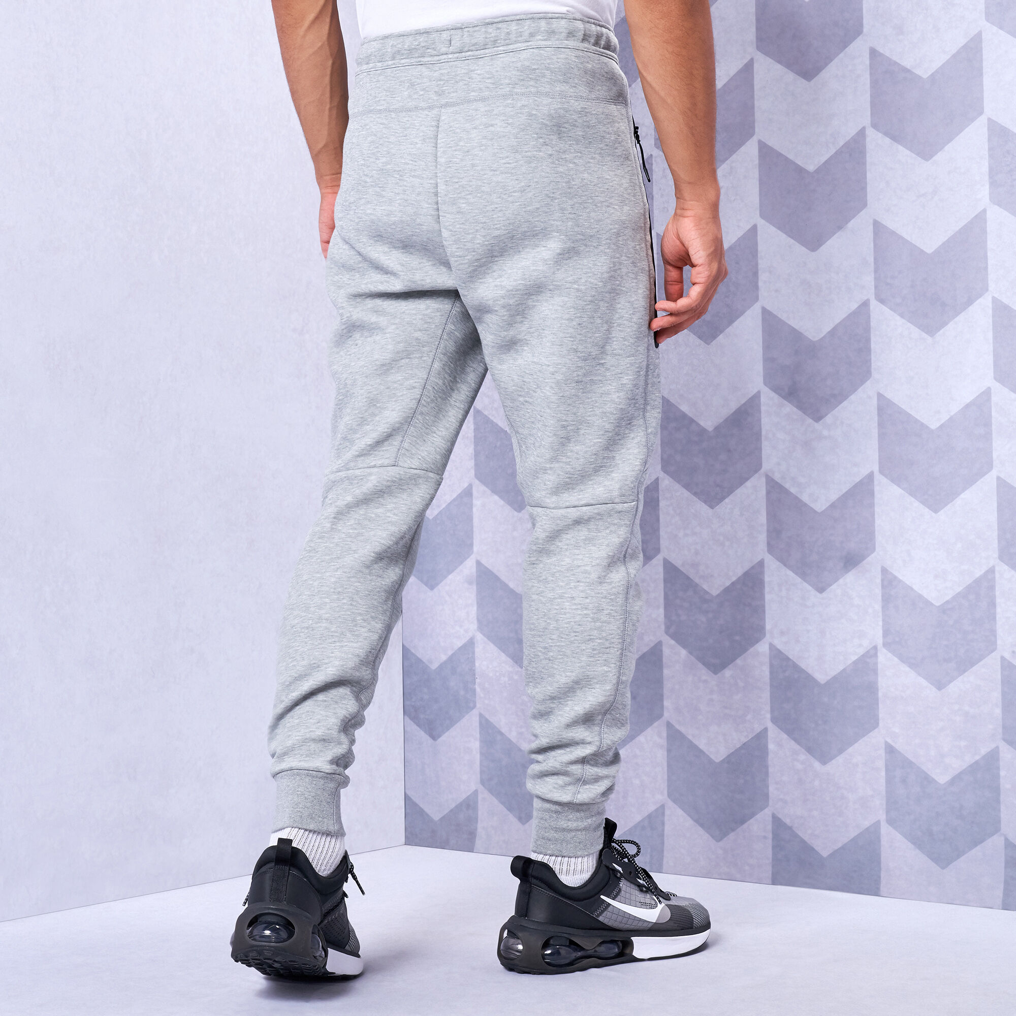 Nike tech fleece skinny joggers cheap in grey