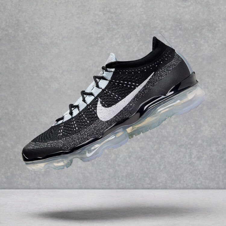 Air VaporMax 2023 Flyknit Next Nature Shoes image number 0