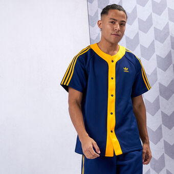 Adidas Originals T-shirts in Dubai, UAE | Buy Tees Online | Dropkick