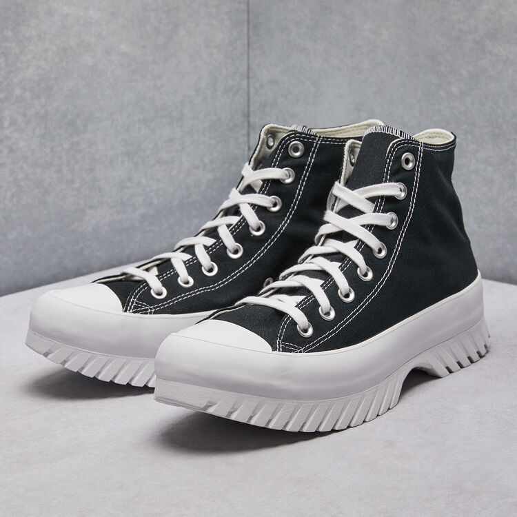 Buy Converse Chuck Taylor All Star Lugged 2.0 Shoe in UAE | Dropkick