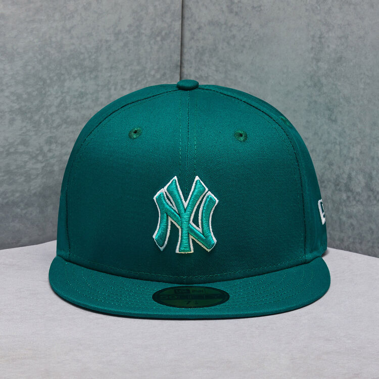 Team Outline 59FIFTY New York Yankees Cap image number 0