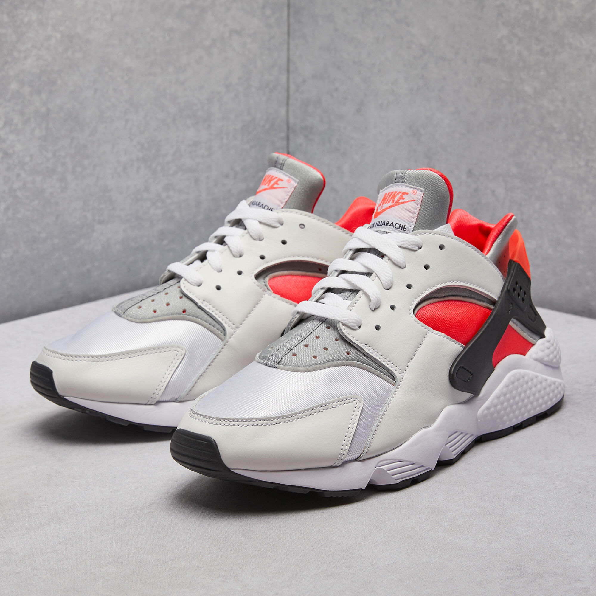 Air huarache 5.5 mens clearance silver