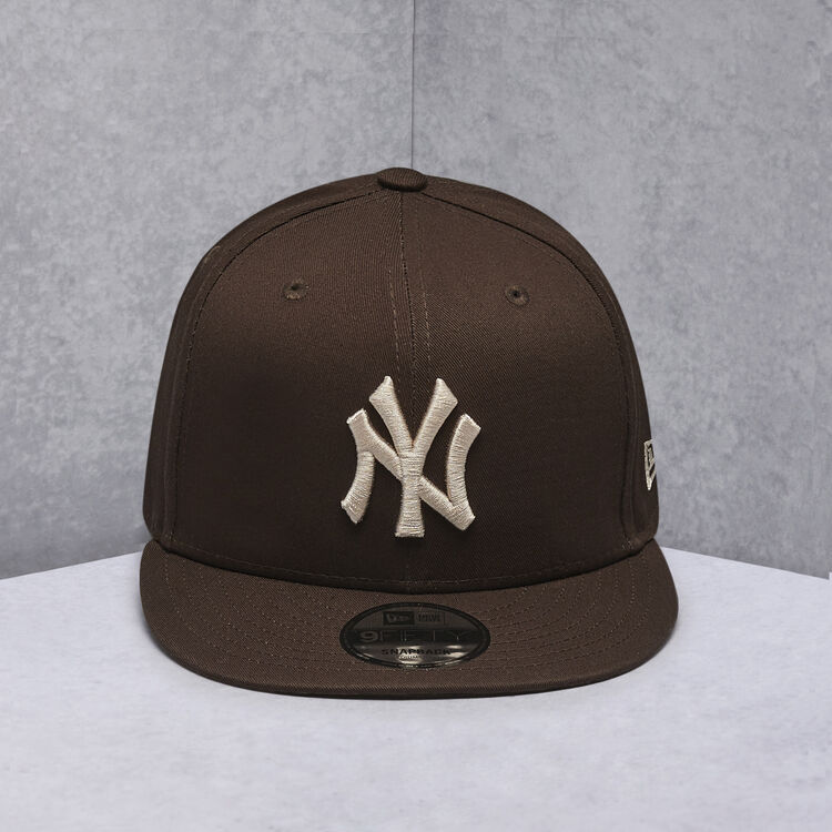 New York Yankees League Essential 9FIFTY Cap image number 0